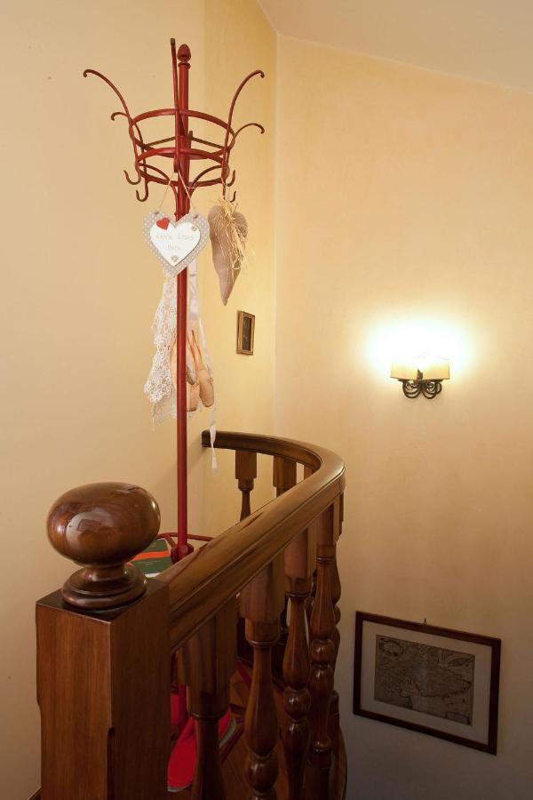 La Mansarda Delle Meraviglie B&B Superior Trieste Eksteriør bilde