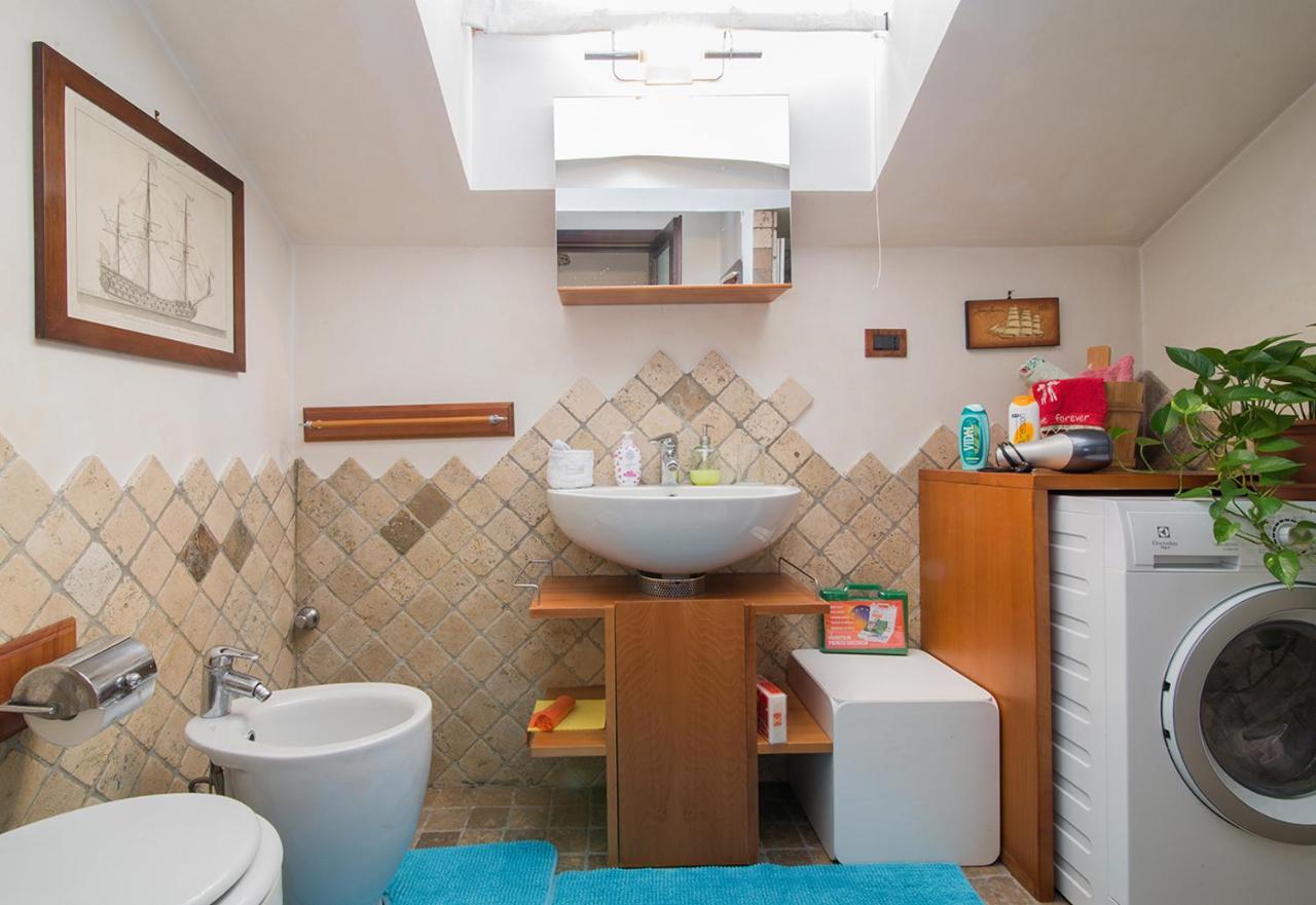 La Mansarda Delle Meraviglie B&B Superior Trieste Eksteriør bilde
