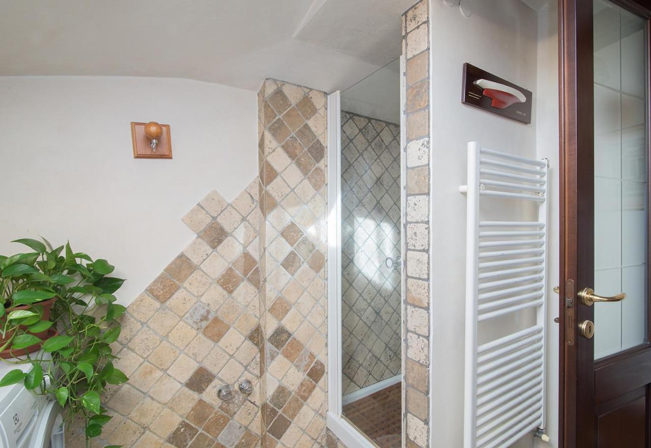 La Mansarda Delle Meraviglie B&B Superior Trieste Eksteriør bilde